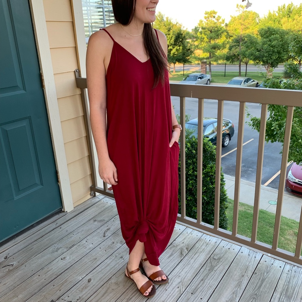 ✨2x Host Pick✨V-Neck Cami Maxi Dress